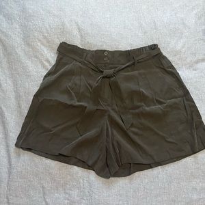 Simply Vera Wang, XXL, Black dress short with tie belt